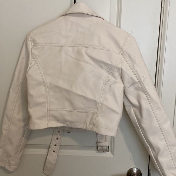 Forever 21 fake leather jacket (white) - Picture 6 of 7
